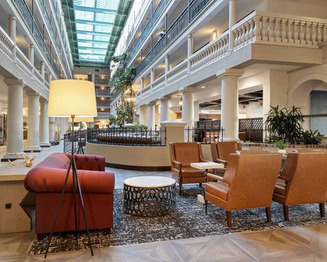 Embassy Suites by Hilton Los Angeles International Airport South-3