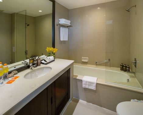 Bandara Suites Silom-1