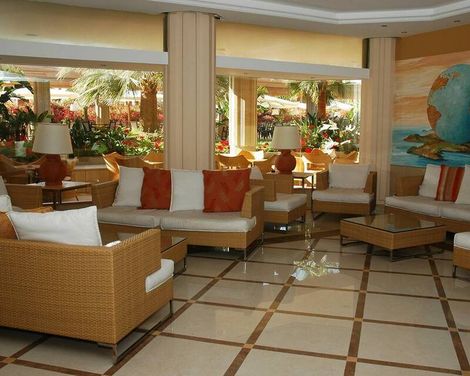 MClub Acacia Resort