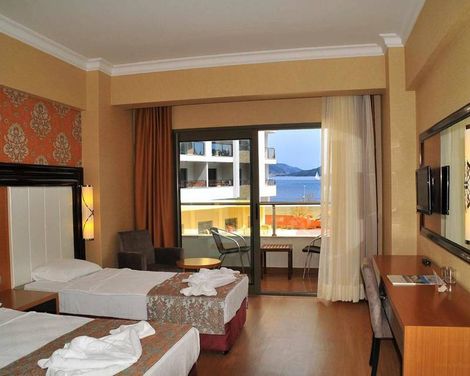 Golden Rock Beach Hotel