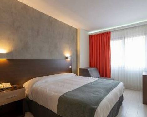 Apartamentos Serrano Recoletos-3