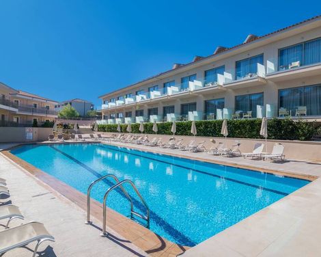 Karras Grande Resort