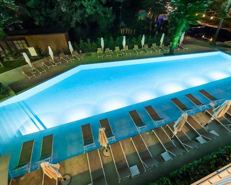 ibis Styles Golden Sands Roomer Hotel