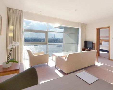 Canary Riverside Plaza Hotel-0