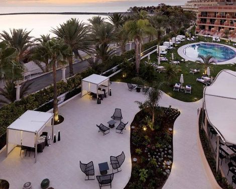 Sir Anthony Hotel