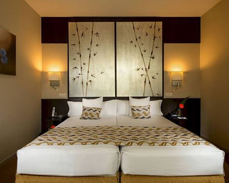 Radisson RED Madrid-3