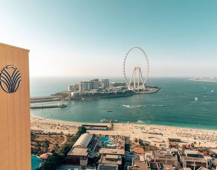 Amwaj Rotana Jumareih Beach Dubai in Dubai, Vereinigte Arabische Emirate