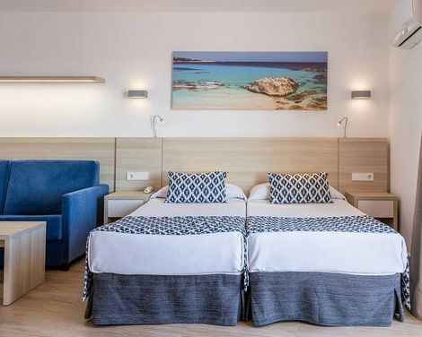 Globales Apartamentos Cala Viñas