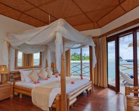 Angaga Island Resort & Spa