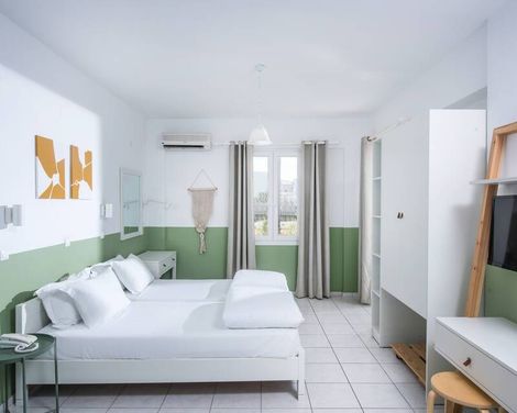Noble Hotel Suites