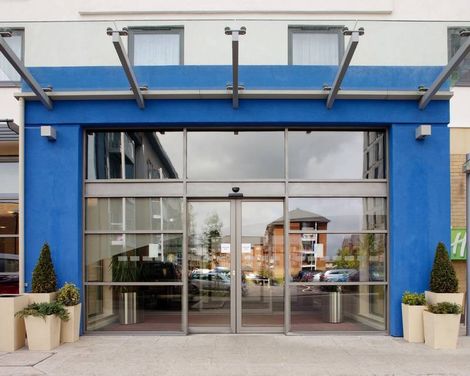 Holiday Inn Express Slough-2