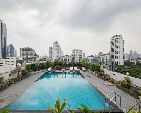 Ruamchit Plaza-0