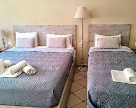 Kasteli Studios & Apartments