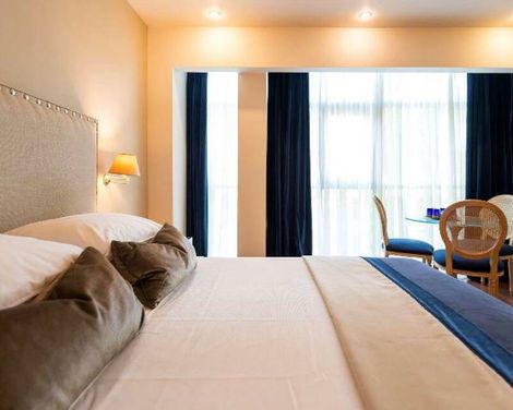 Best Western Plus Embassy Hotel-2