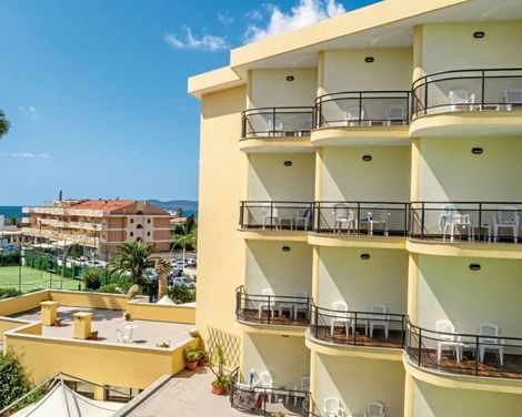 Rina Hotel