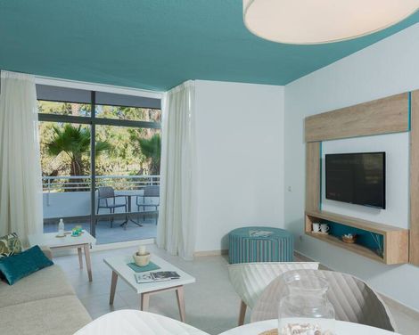 Gara Suites Golf & Spa-0