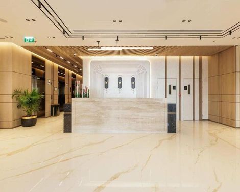 Holiday Inn Dubai Village Circle