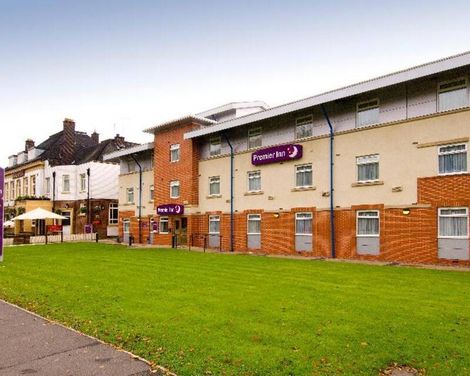 Premier Inn Manchester Heaton Park