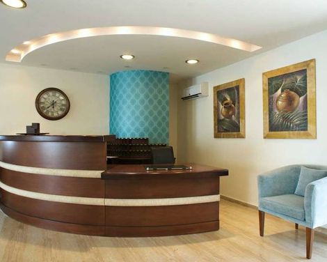 Pontikonisi Hotel & Suites