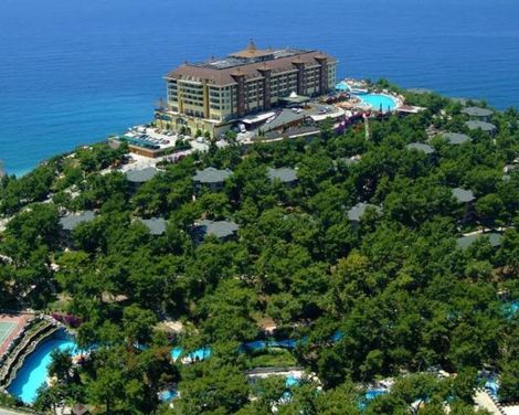 Utopia World Hotel