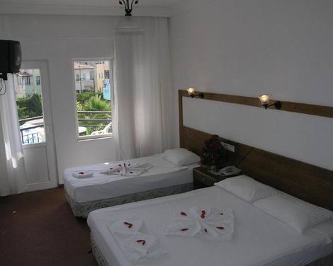Semoris Hotel-1