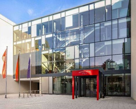 Vienna House Easy by Wyndham Stuttgart-1