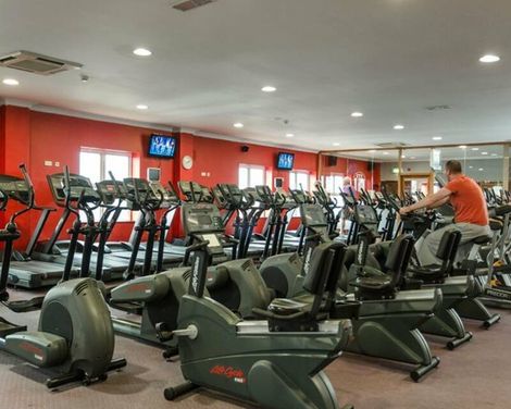 Sheldon Park Hotel & Leisure Club-2
