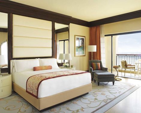 The Ritz-Carlton Abu Dhabi Grand Canal-3