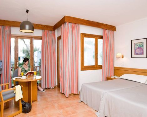 Gavimar Cala Gran Appartements-3