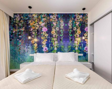 Aqua Luxury Suites
