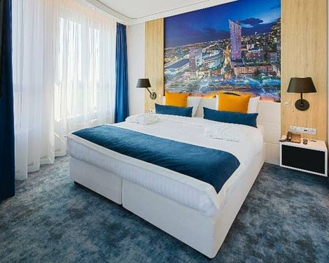 Golden Tulip Warsaw Airport-0