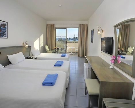 Nissiana Hotel