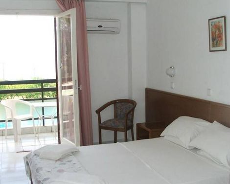 Irinna Hotel