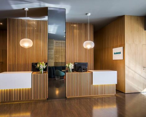 Occidental Granada-1