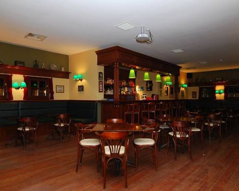 Julian Club-2