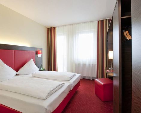 Best Western Plus Plaza Hotel Graz-3