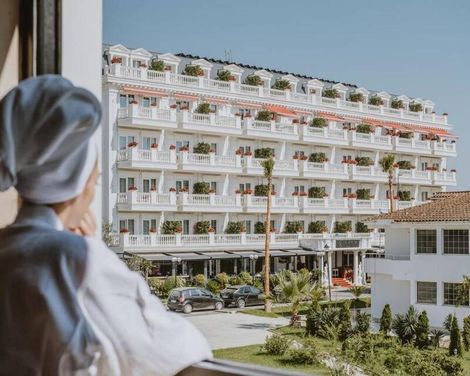 Flower Hotels & Resorts
