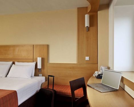 ibis Stevenage Centre Hotel-2
