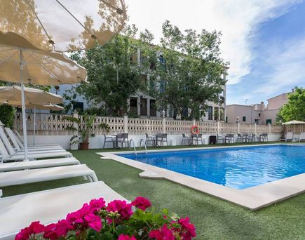 FERGUS Style Soller Beach auf Mallorca, Spanien