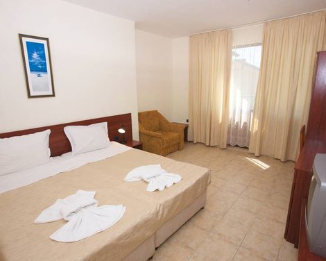 Yalta Family Hotel-3
