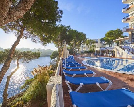 Hotel Cabot Cala Ferrera-1