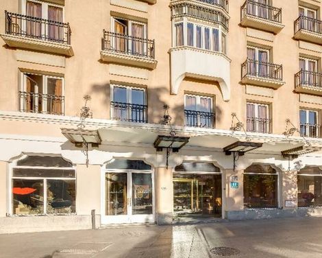 Hotel Villa Real-1