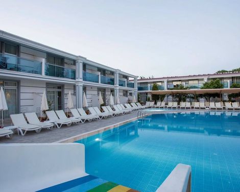 Sun Club Side