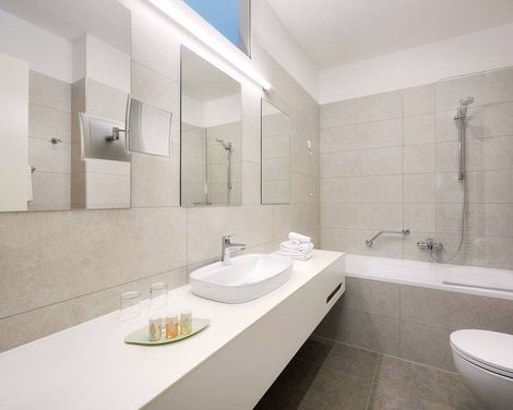 Hotel Salona Palace