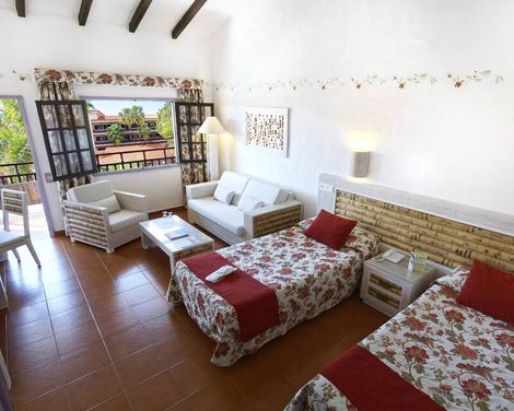 Hotel Parque Tropical