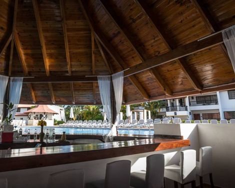 BlueBay Villas Doradas