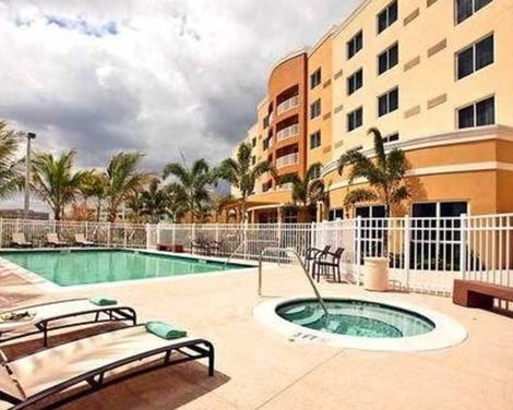Courtyard Miami West Florida Turnpike-1
