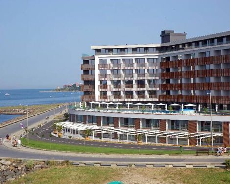 Paradiso Dreams Hotel