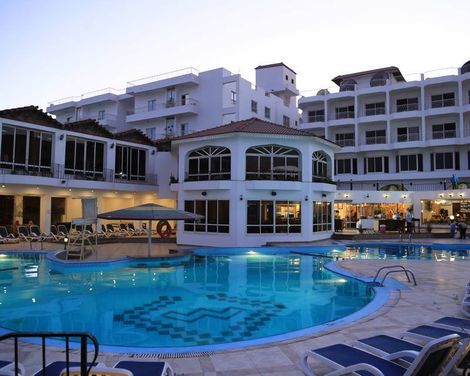 Minamark Beach Resort