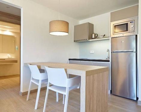 Sol Bahía Ibiza Suites